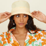 LEVI'S Bucket Hat Pastel Yellow