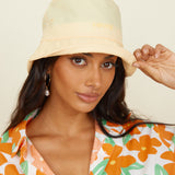 LEVI'S Bucket Hat Pastel Yellow