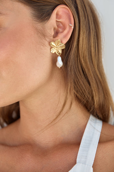 18K Gold Plated Exotic Retreat Earrings Gold