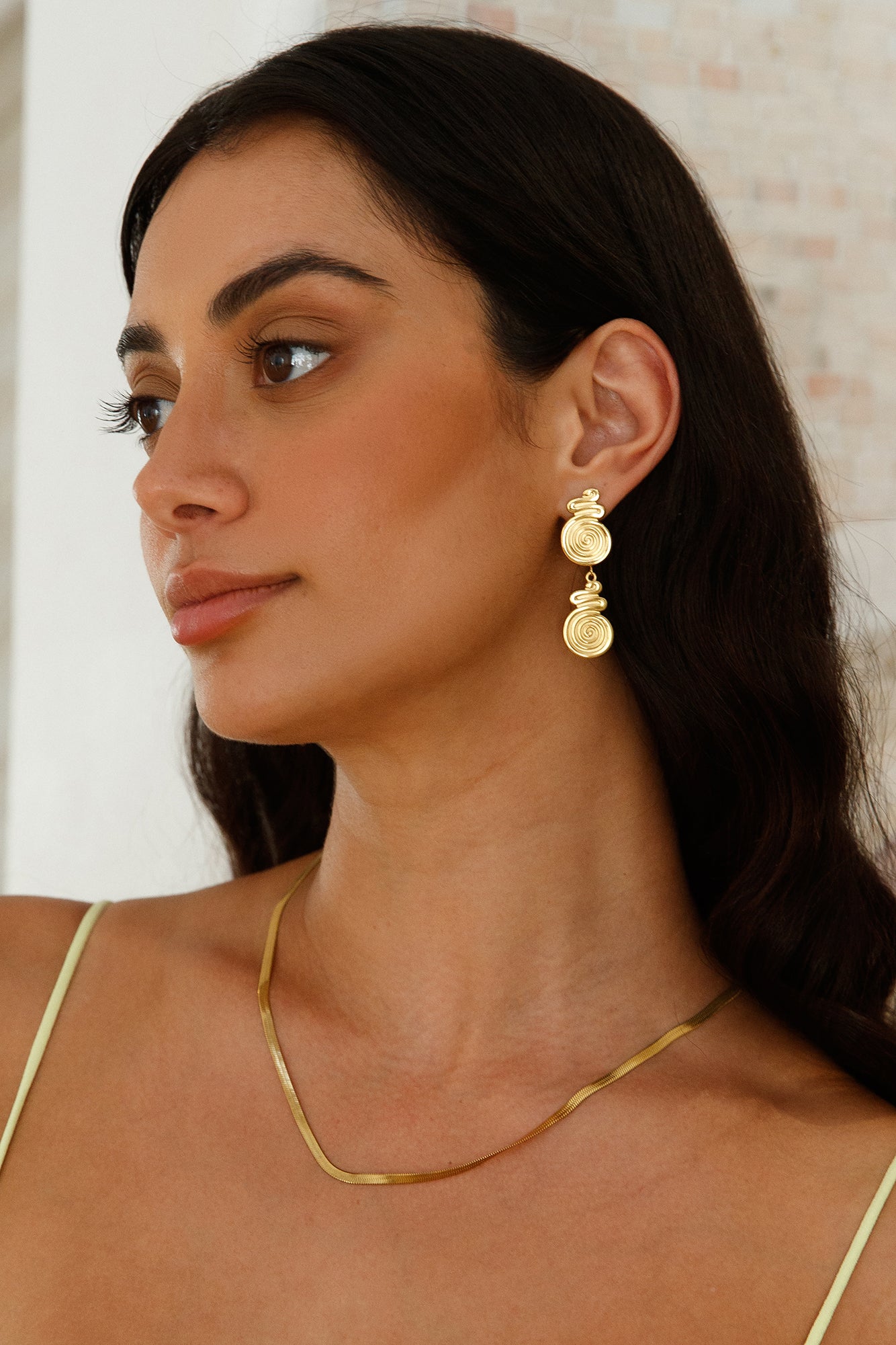 18k Gold Plated Sleek Snake Necklace Gold