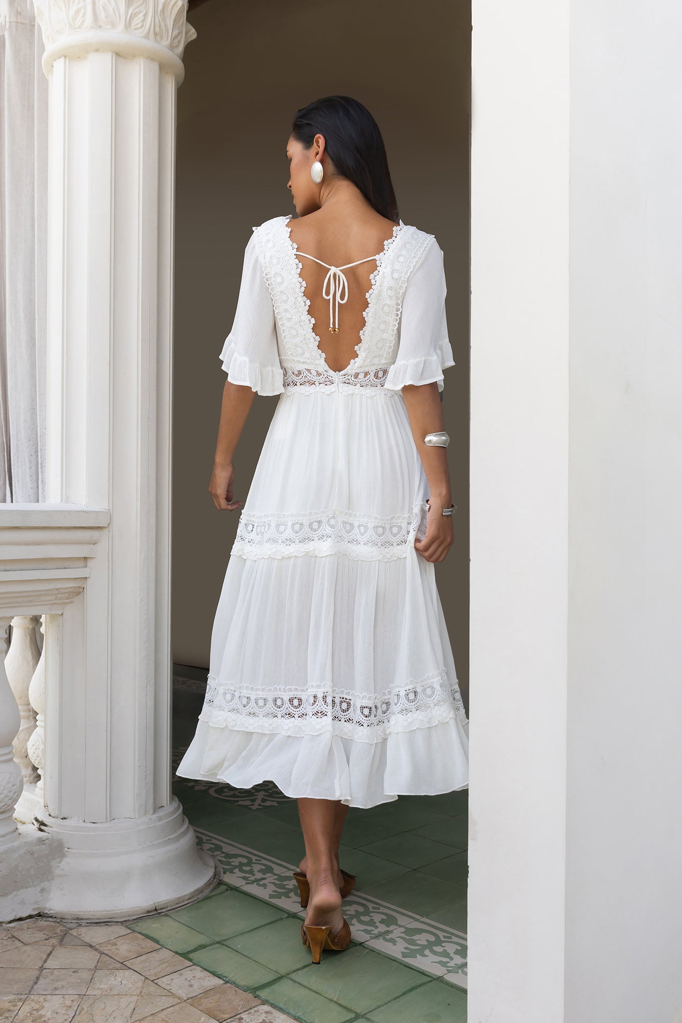 flowy midi dresses Flowy Midi Dresses With Sleeves