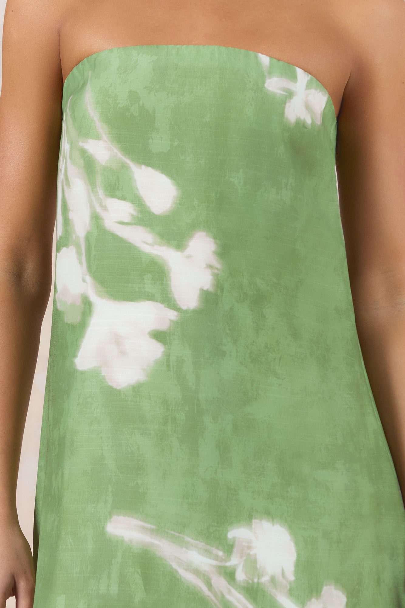 Delicate Flora Maxi Dress Green
