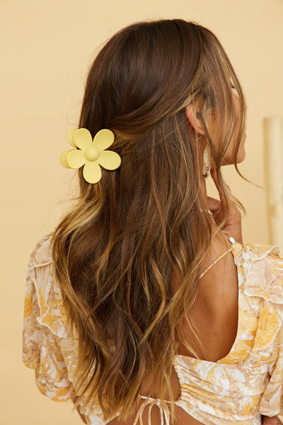 Summer Bella Hair Claw Yellow