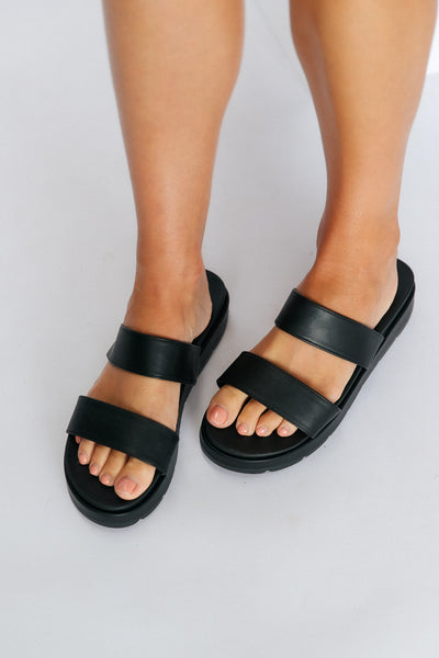 THERAPY Slidin' Sandals Black