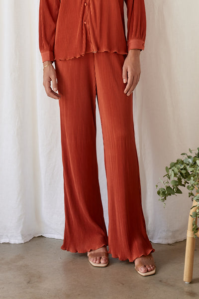Voyager Pants Red